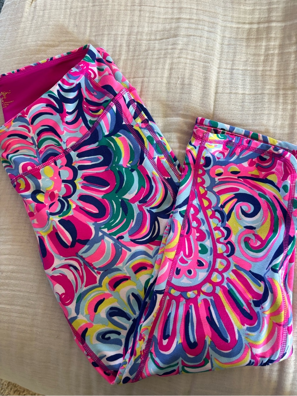 Lily Pulitzer Vibrant Pink Multi-Color Printed Leggings